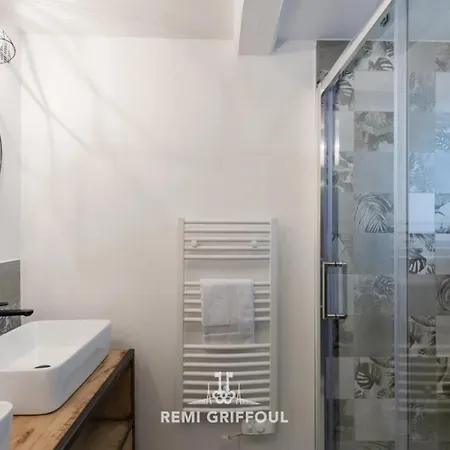 L'atelier D'elea 4 Terrace - Industrial-chic In The Heart Of